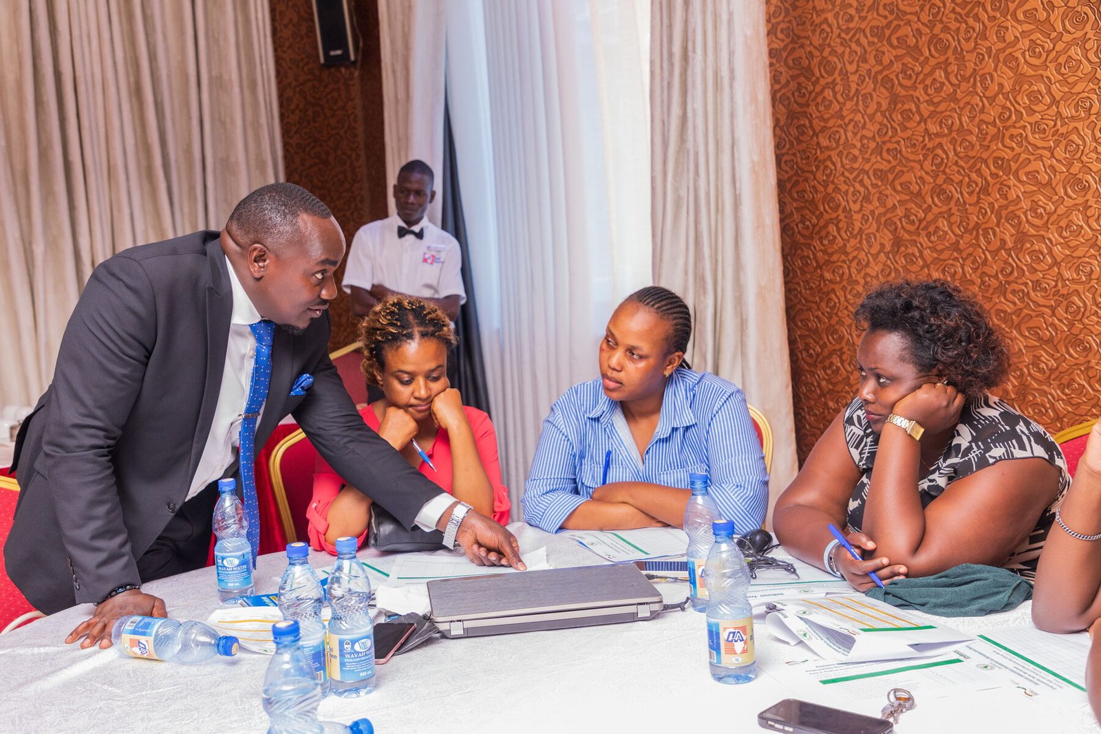 EDEP Advisory consultant facilitating a stakeholder consultation workshop